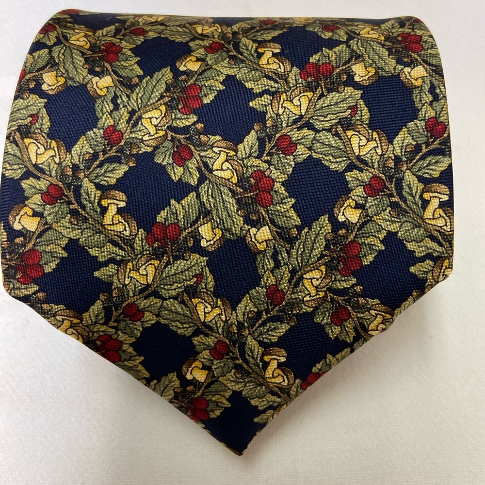 Burberry’s men’s tie